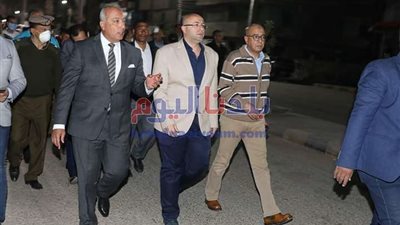 محافظ بني سويف ومدير الأمن يتفقدا الاجراءات الأمنية بالشوارع والميادين لتنفيذ حظر التجوال