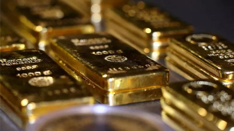 بيانات أمريكية تتسبب في انخفاض الذهب تحت ضغط عوائد السندات المرتفعة