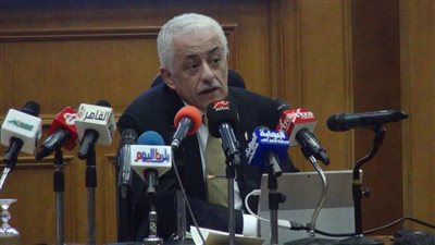 وزير التعليم يكشف حقيقة تحويل المدارس لحجر صحي