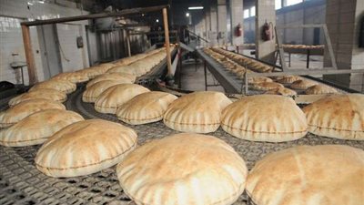 ضبط 4 مخابز تبيع حصة الدقيق المدعم وتتلاعب بوزن الرغيف في الدقهلية