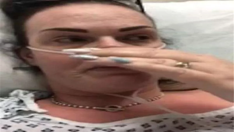سيدة 