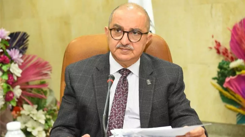 جامعة أسيوط تطلق حملة للكشف المبكر عن سرطان الثدي ضمن 100 مليو صحة