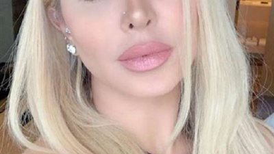 خبيرة تجميل عالمية تقضي حاجتها بملابسها.. والسبب!