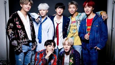 في هذا الموعد.. فريق BTS يحيي حفلا أونلاين للبقاء في المنازل