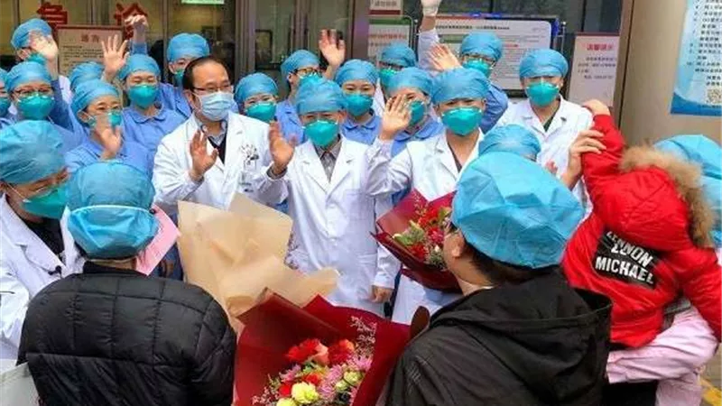 مستشار الرئيس للشئون الصحية: 85% من الحالات المصابة بكورونا تتعافى بدون مستشفى