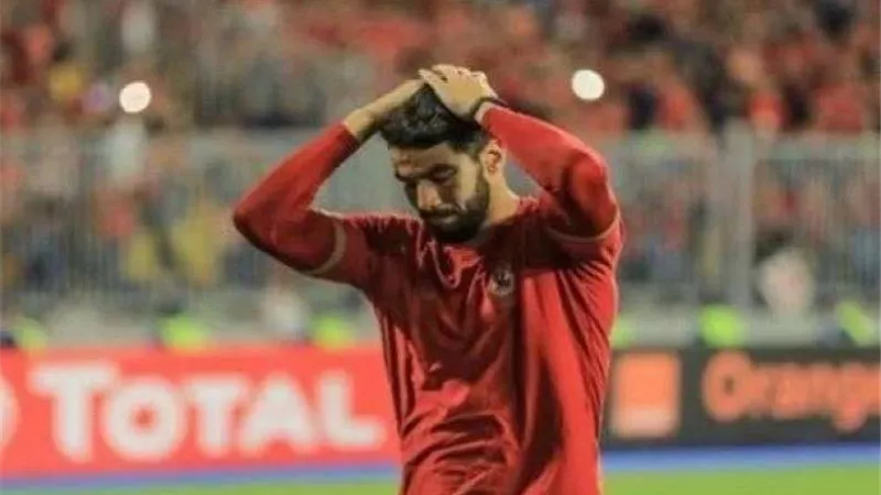 شوبير يكشف حقيقة توقيع إكرامي لبيراميدز.. وموقف 