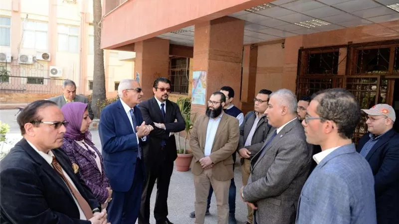 انطلاق فريق طب المنصورة  لمستشفى تمى الأمديد للمعاونة في العزل