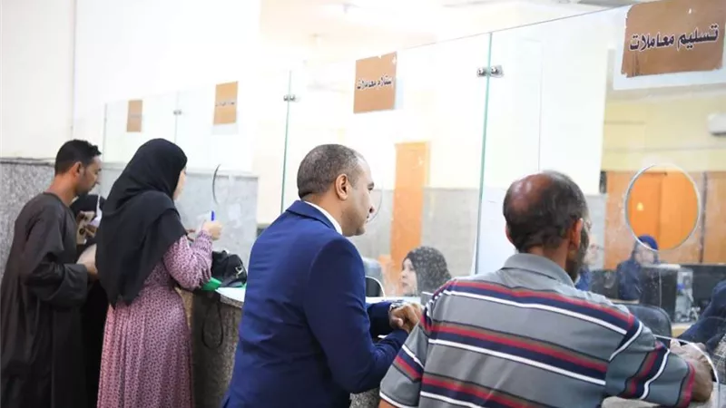 السكرتير المساعد يتفقد سير العمل بالمركز التكنولوجي بقنا