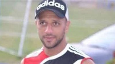 معتز إينو: أؤيد استمرار سامي قمصان فى تدريب الأهلي.. لازم ياخد فرصته