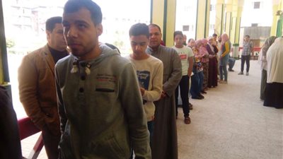 تسليم 24 ألف شريحة تابلت لطلاب الصف الأول الثانوي بالمنوفية