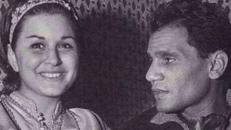 فى ذكرى ميلاده ووفاتها.. أجمل صور جمعت العندليب والسندريلا