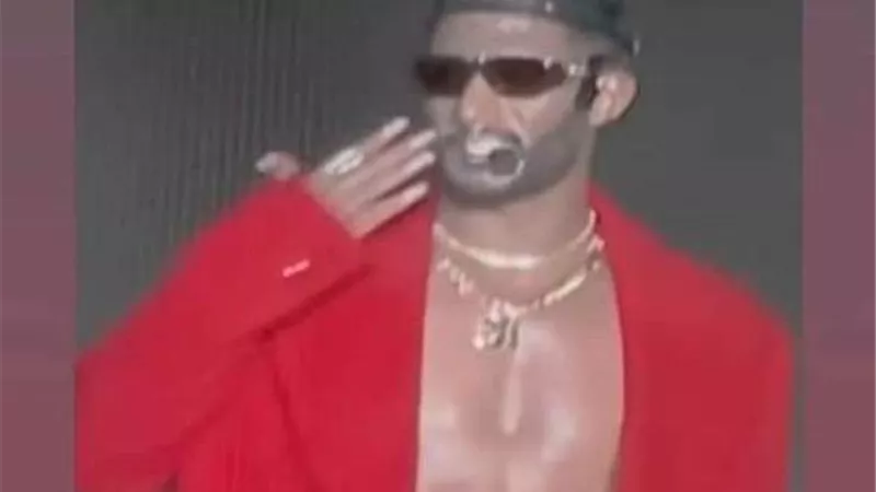 ما هو سر إحياء محمد رمضان حفلاته الغنائية رغم صدور قرار بإيقافه؟