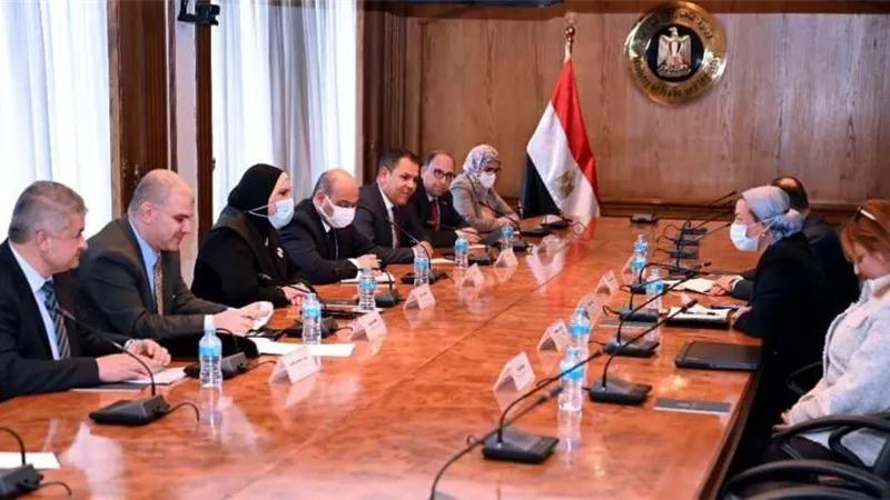 وزيرة التجارة تستهل زيارتها لألمانيا بافتتاح جلسة نقاشية حول الاقتصاد المصري