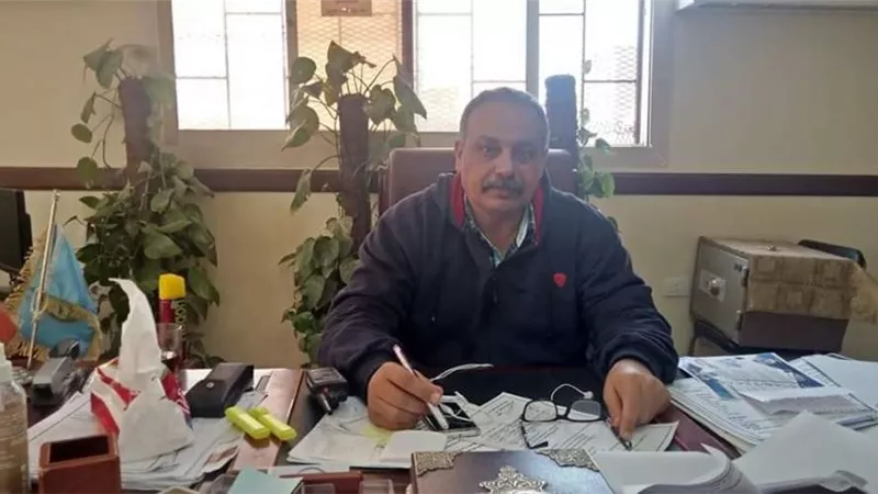 حملات مكبره للحد من تجمعات المواطنين بشواطئ مطروح