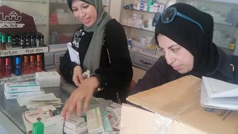 ضبط 930 عبوة دواء منتهية الصلاحية وتحرير عدد 6 محاضر مزاولة مهنة لعدم وجود صيدلي في البحيرة