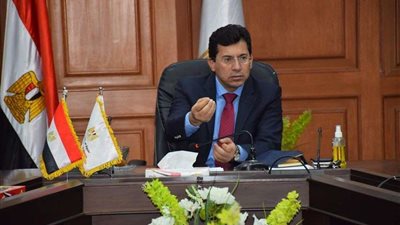وزير الشباب يطالب بإنشاء إتحاد نوعى للسياحة الرياضية
