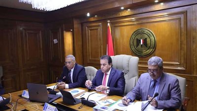 خالد عبد الغفار: حملة لتوفير لقاح كورونا في الأماكن الساحلية أول يوليو