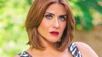 هيدي كرم تنشر فيديو لتمرين 