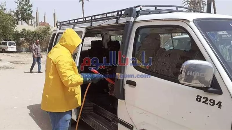 استمرار أعمال التطهير للطرق والمنشآت الحكومية ودور العبادة بسوهاج 