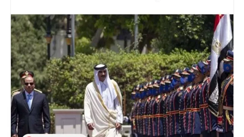 خيري رمضان: زيارة أمير قطر على الرأس والعين