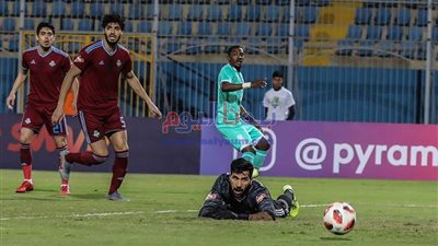 برأسية طاهر ..الأهلي يتقدم على بيراميدز في الشوط الأول بهدف دون رد