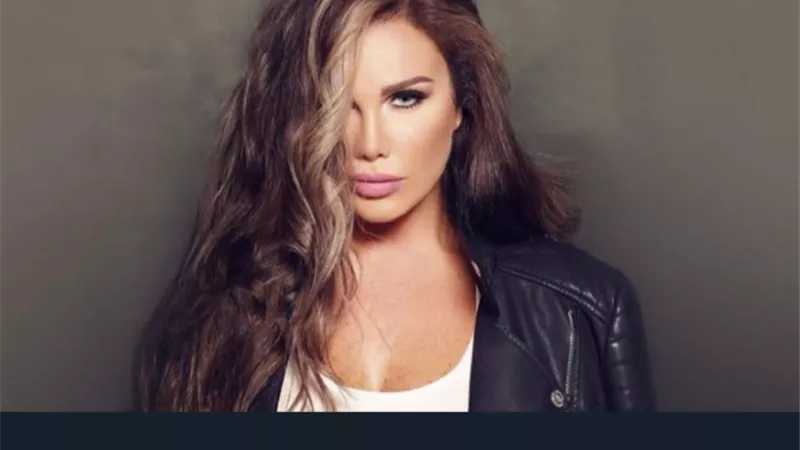 نيكول سابا لمنتقدي أغنية سمك القرش : 
