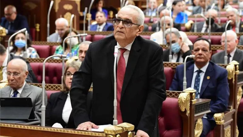 بهاء أبوشقة :القضايا التى لم يفصل فيها أو تحجز للحكم تخضع لمواد القوانين الجديدة