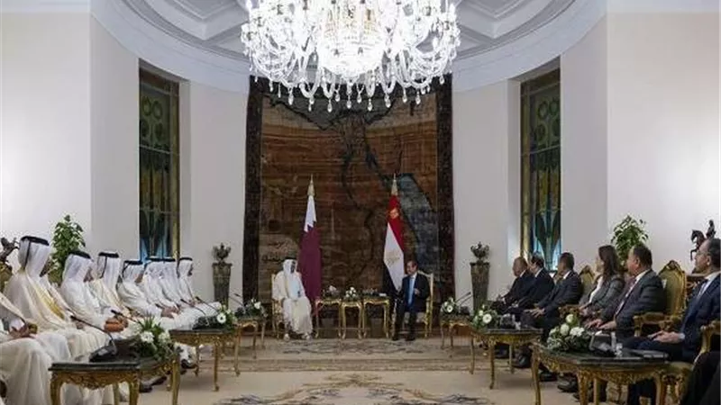 صحفي: هناك تهديدا للمنطقة العربية فى نشاطها الخارجي