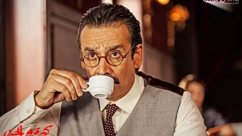 كريم عبدالعزيز يروج لـ