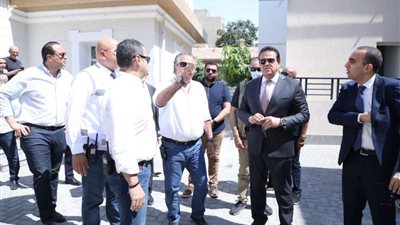 «عبدالغفار» يتفقد مبنى فرع هيئة الإسعاف بالإسماعيلية