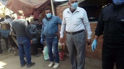 حملة لإزالة الإشغالات بسوق بهتيم بشبرا الخيمة