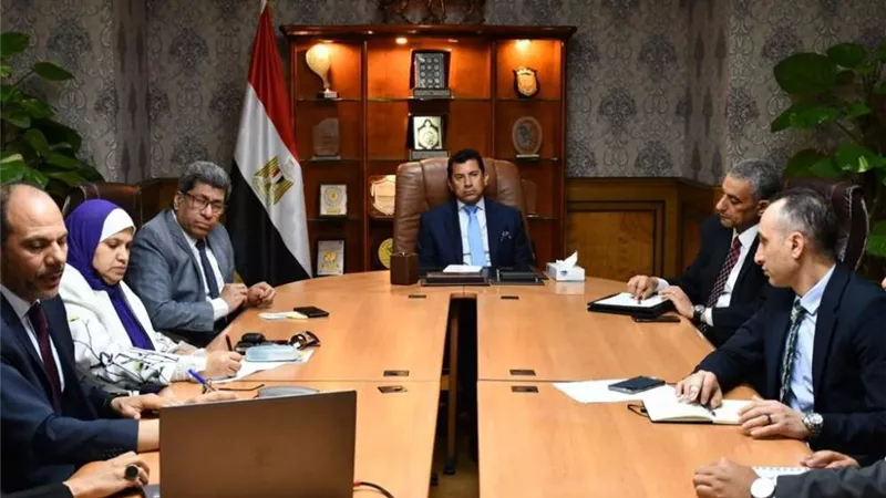 أشرف صبحي: تقييم المشاركين في دورة ألعاب البحر المتوسط وإعادة تنظيم لعبة الفولي بول.. فيديو