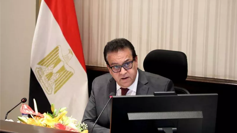 «عبدالغفار» يناقش مقترحا لإطلاق مبادرة لخفض معدلات الولادة القيصرية