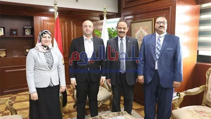 محافظ بني سويف يثني على مبادرة التربية والتعليم لدعم جيش مصر الأبيض