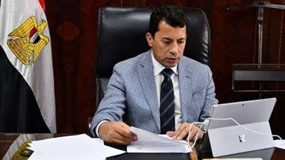 وزير الرياضة يتابع آخر إستعدادات استضافة مصر لبطولة العالم للسلاح