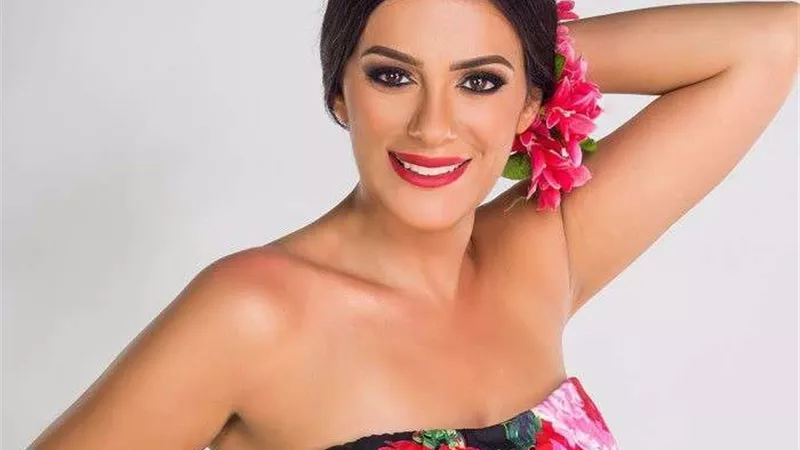 إنجي المقدم طبيبة نفسية لدينا الشربيني في 