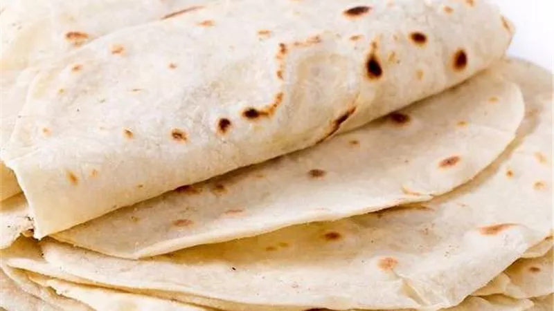 قبل ما تاكلها في عيد الأضحى.. يا ترى صينية الرقاق أصلها إيه؟