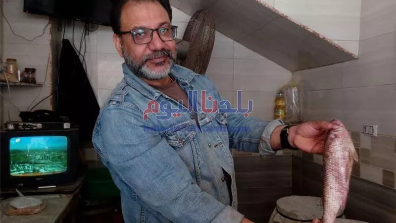 شم النسيم بطعم كورونا| إقبال ضعيف على الفسيخ بالمحلة.. والصحة تحذر