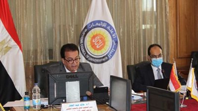 بعد قرار الأعلى للجامعات.. ننشر طريقة الامتحان للفرق الدراسية النهائية بالجامعات
