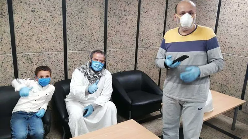 خروج 10 حالات جديدة من مستشفى العزل بقها