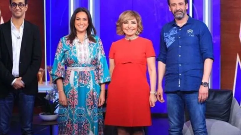 كريم عبد العزيز وهند صبري ضيفا برنامج 