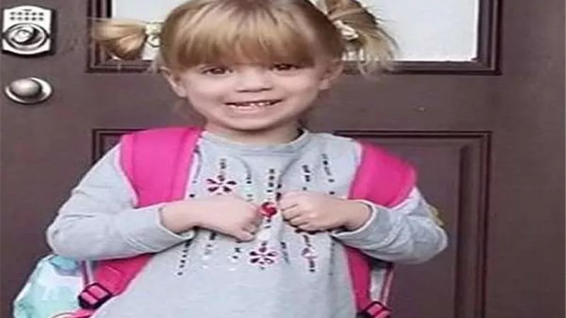 شاهد.. طفلة متوفية تظهر فجأة لوالديها على زجاج النافذة بكندا