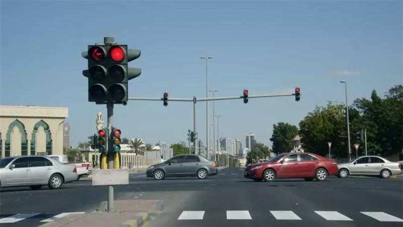 قبل النزول لصلاة الجمعة.. تعرف على النشرة المرورية للطرق والمحاور بالقاهرة والجيزة