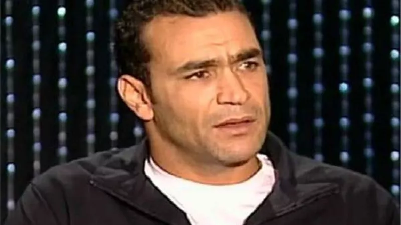 نجم الأهلي السابق: 