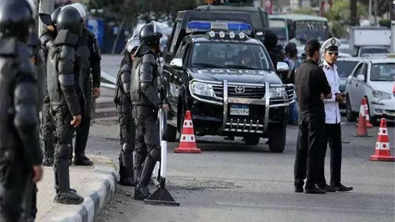 في ثاني أيام العيد.. سيارات إغاثة وخدمات شرطية بالشوارع وأماكن الفسح