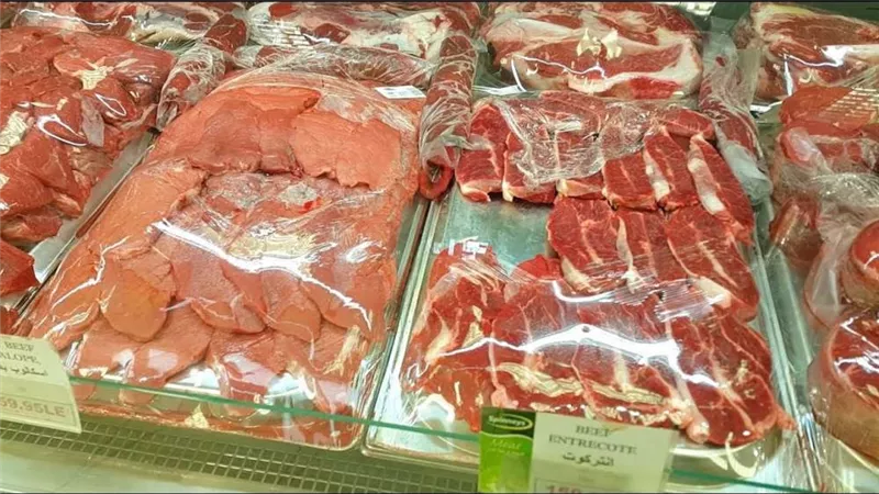 تُسبب 4 أمراض.. الصحة تحذر المواطنين من الإسراف في تناول اللحوم
