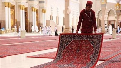 الملك سلمان يصدر أمرًا ملكيًا بشأن إقامة صلاة التراويح في الحرمين
