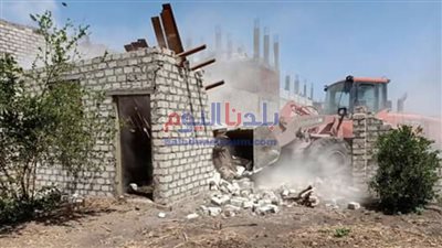 مراكز محافظة المنيا تواصل حملات إزالة التعديات على الأراضي الزراعية