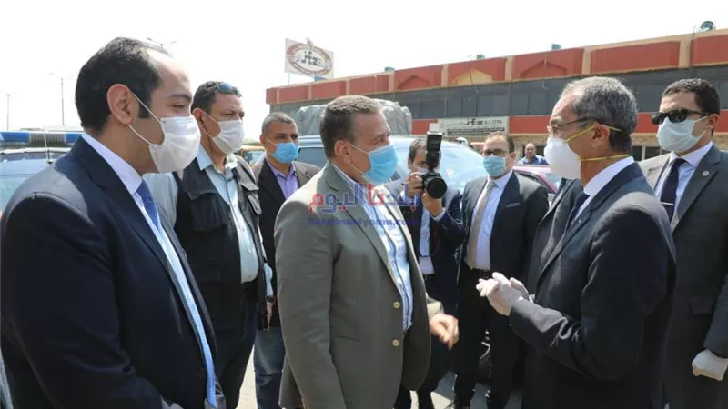 محافظ المنوفية: توزيع 2000 كرتونة مواد غذائية ومطهرات وكمامات طبية