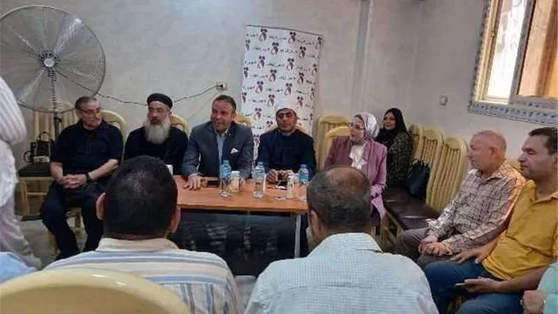 محافظ الشرقية يُشيد بدور المجلس القومى للمرأة فى توعية المواطنين بالتغيرات المناخية
